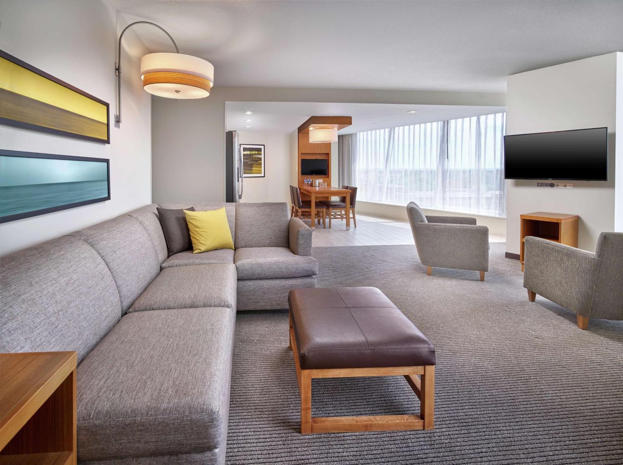 Hotel Doubletree By Hilton Edmonton Downtown Extérieur photo