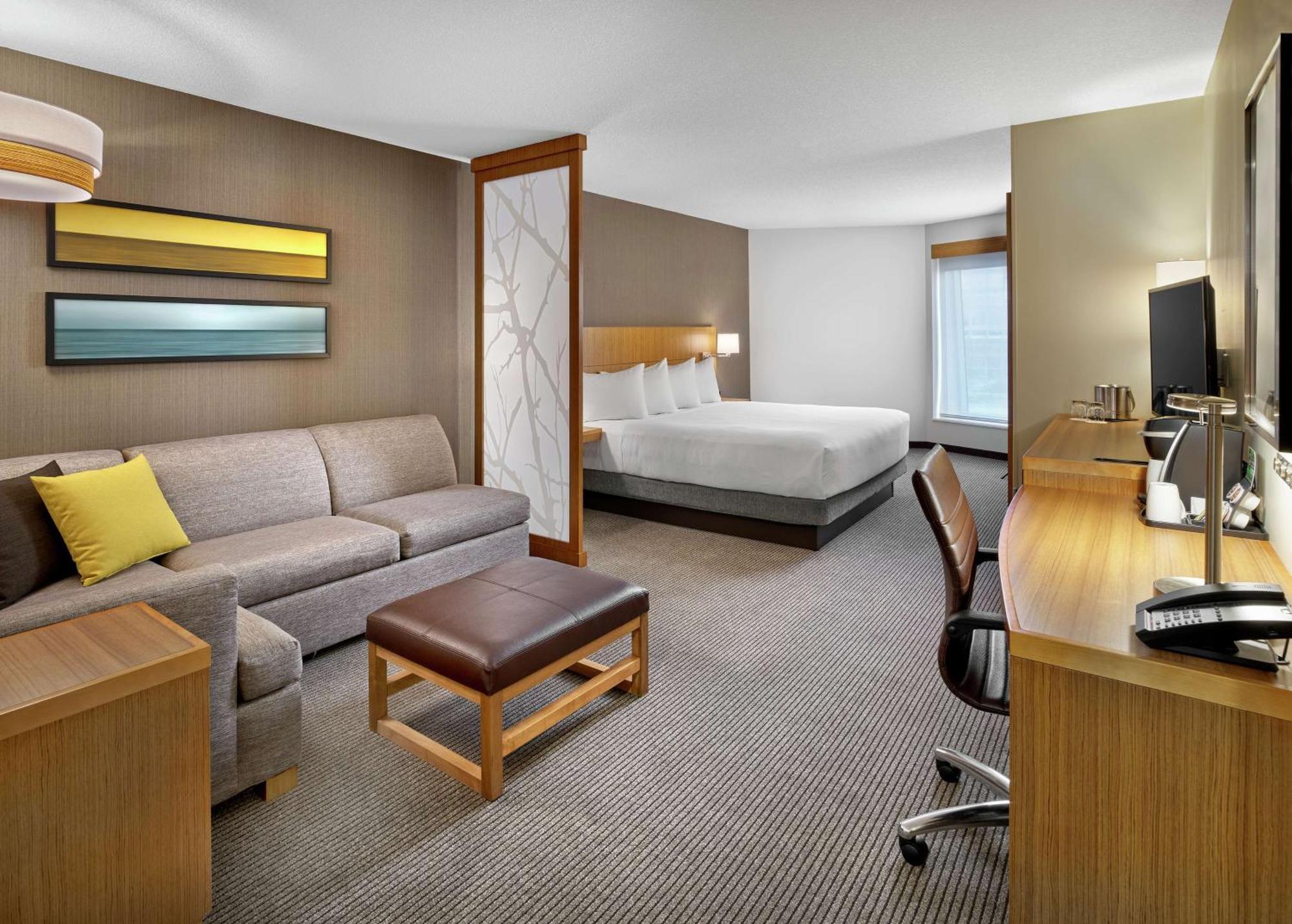 Hotel Doubletree By Hilton Edmonton Downtown Extérieur photo