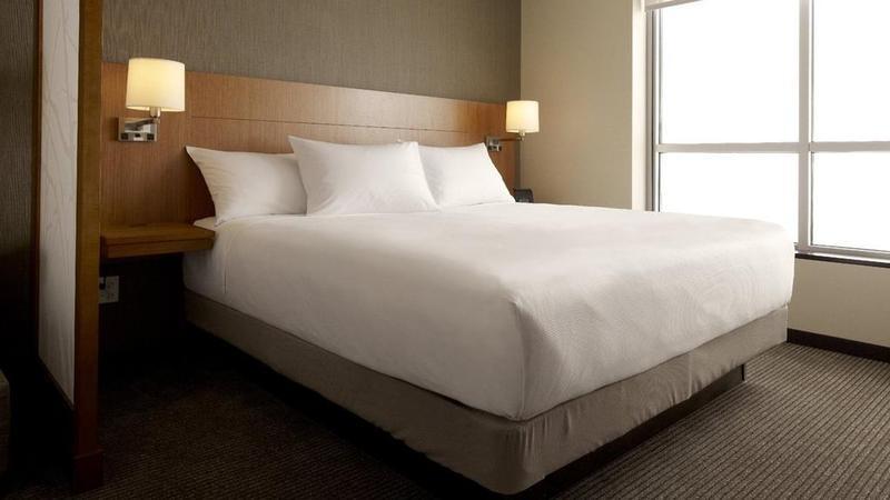 Hotel Doubletree By Hilton Edmonton Downtown Extérieur photo